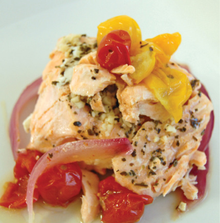 新鲜香草鲑鱼包