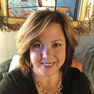 Headshot of Susan Rogers