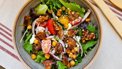 Tomato Salad with Blue Cheese and Candied  Walnuts with Greens 