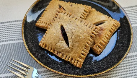 Whole Wheat Wojpai and Cinnamon Hand Pies