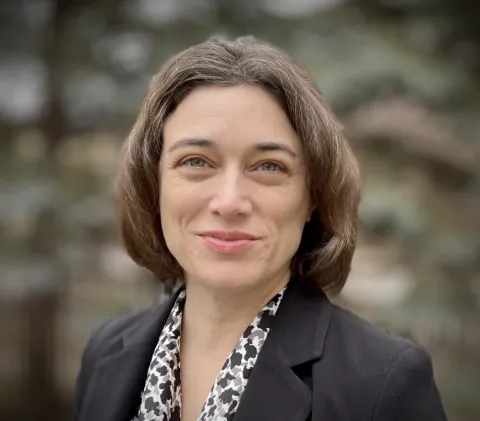 Photo of Beth Grommesh