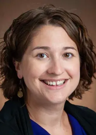 Danielle Condry Headshot