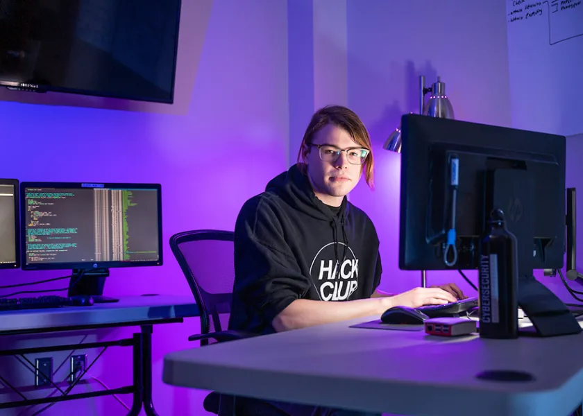 线上赌博app's Jack Hance