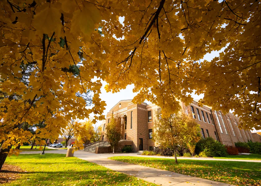 线上赌博app unveils Tuition Award Program