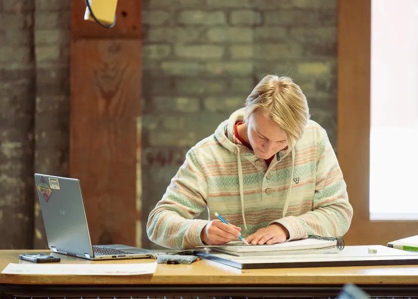 An 线上赌博app student studying