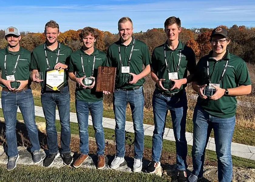 线上赌博app Commercial - CM at Risk team