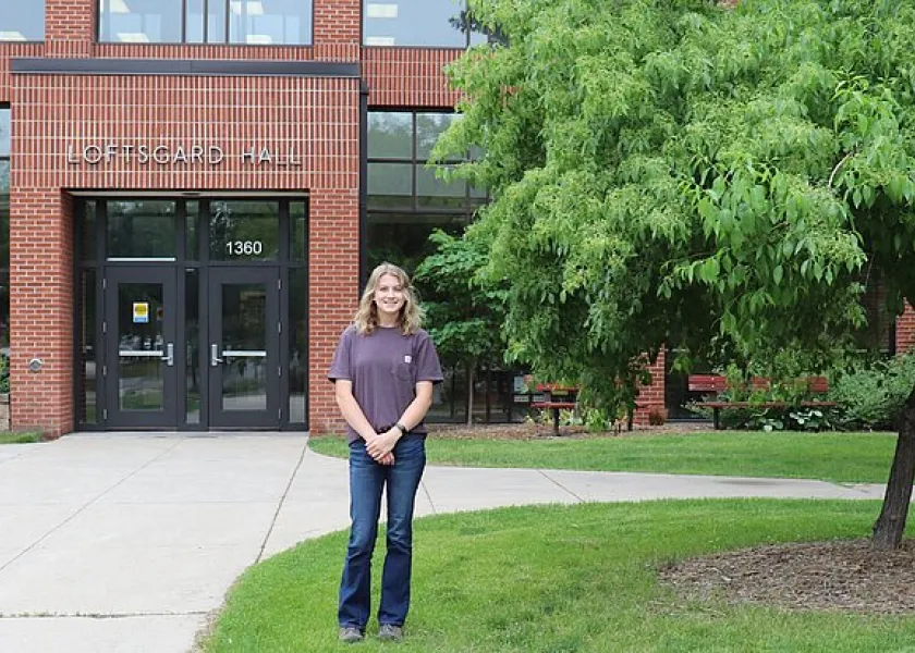 线上赌博app graduate student Anastasia Kurth