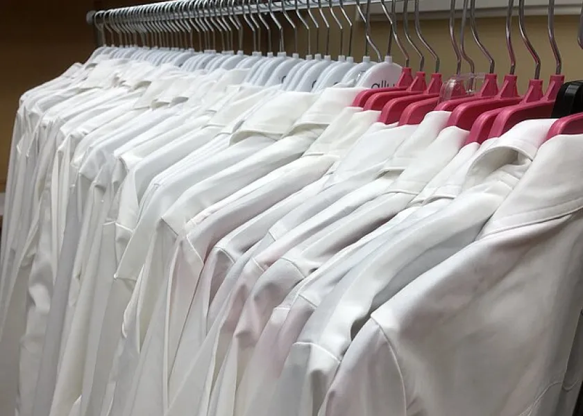 线上赌博app White Coat Ceremonies