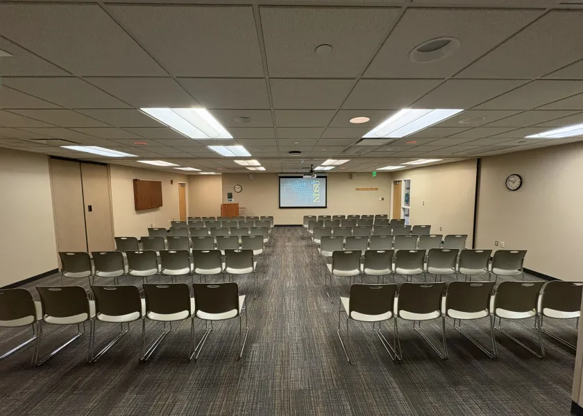 Meadow Lark row seating arrangement