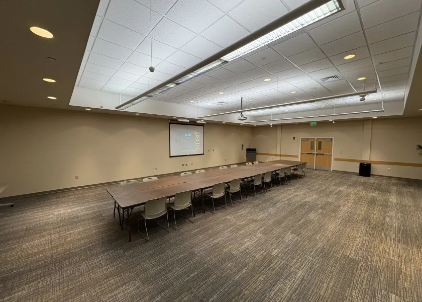 SAHNISH CLOSED RECTANGLE table arrangement