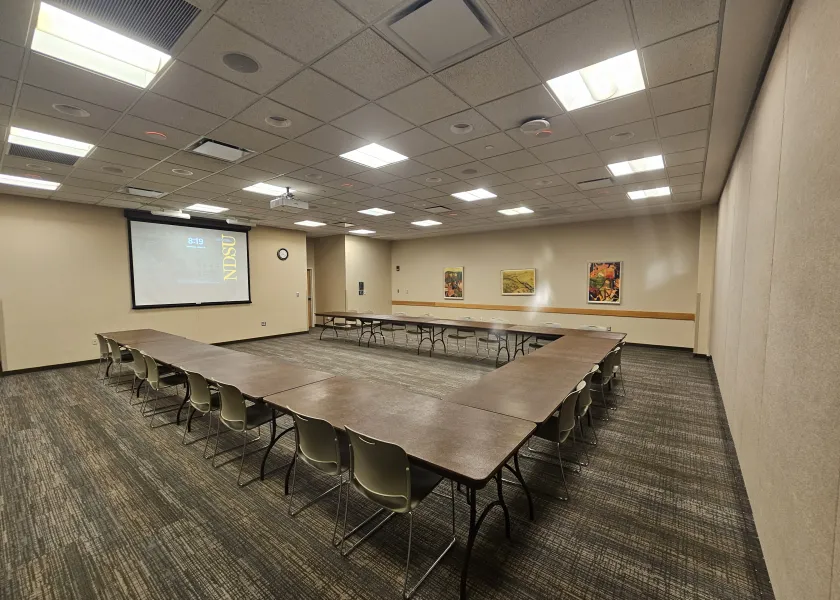 Prairie meeting room in U-Shaped arrangement