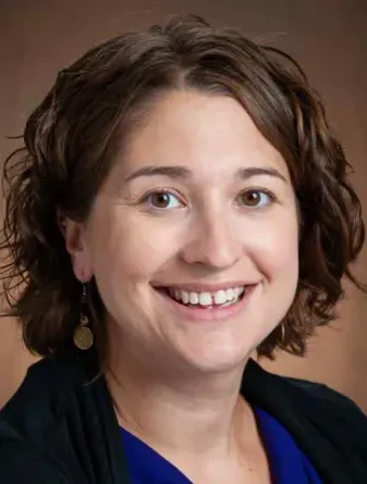 Danielle Condry Headshot