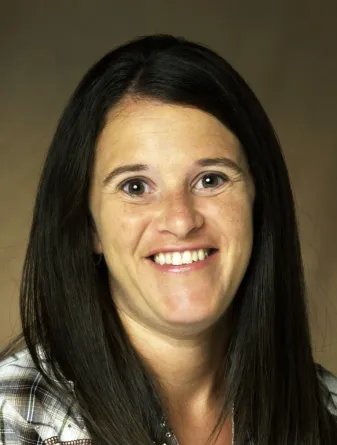 headshot of Sarah Underdahl