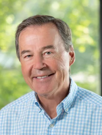 Howard Dahl Headshot