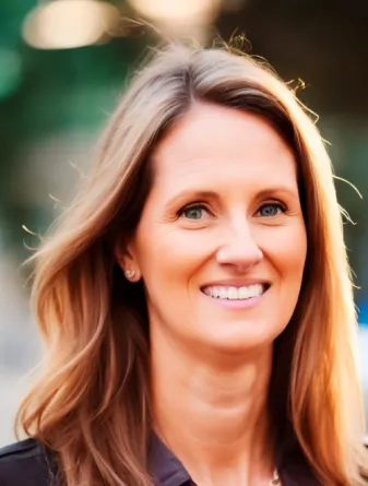 Alissa Kuntz - Business Manager