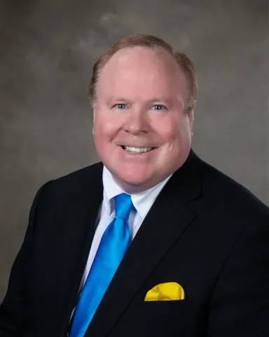 Tim Flakoll, the provost for Tri-College University and director of operations for 线上赌博app Downtown has been selected to serve as President of 线上赌博app Phi Kappa Phi. 