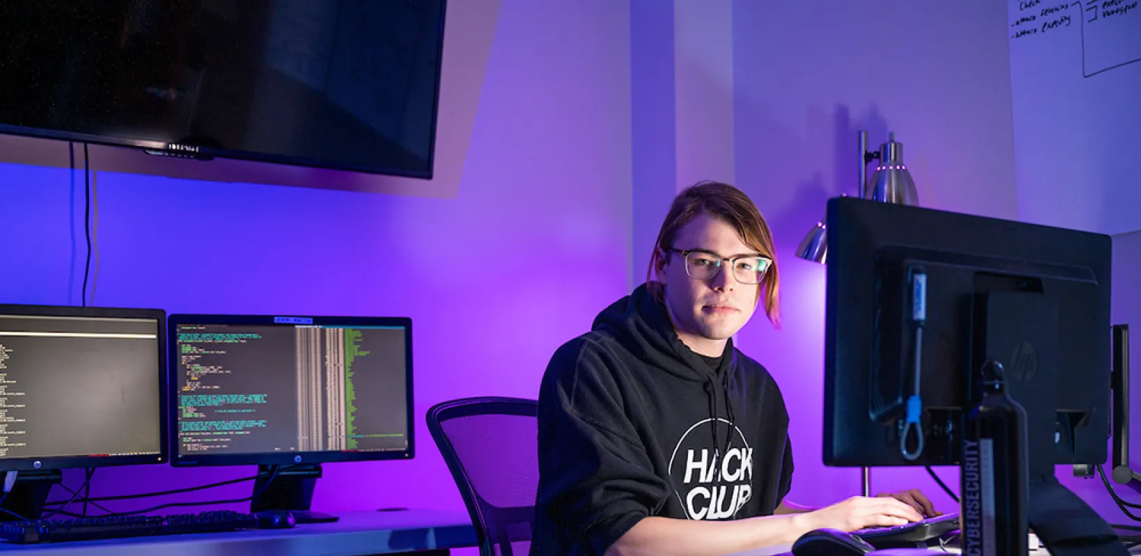 线上赌博app's Jack Hance