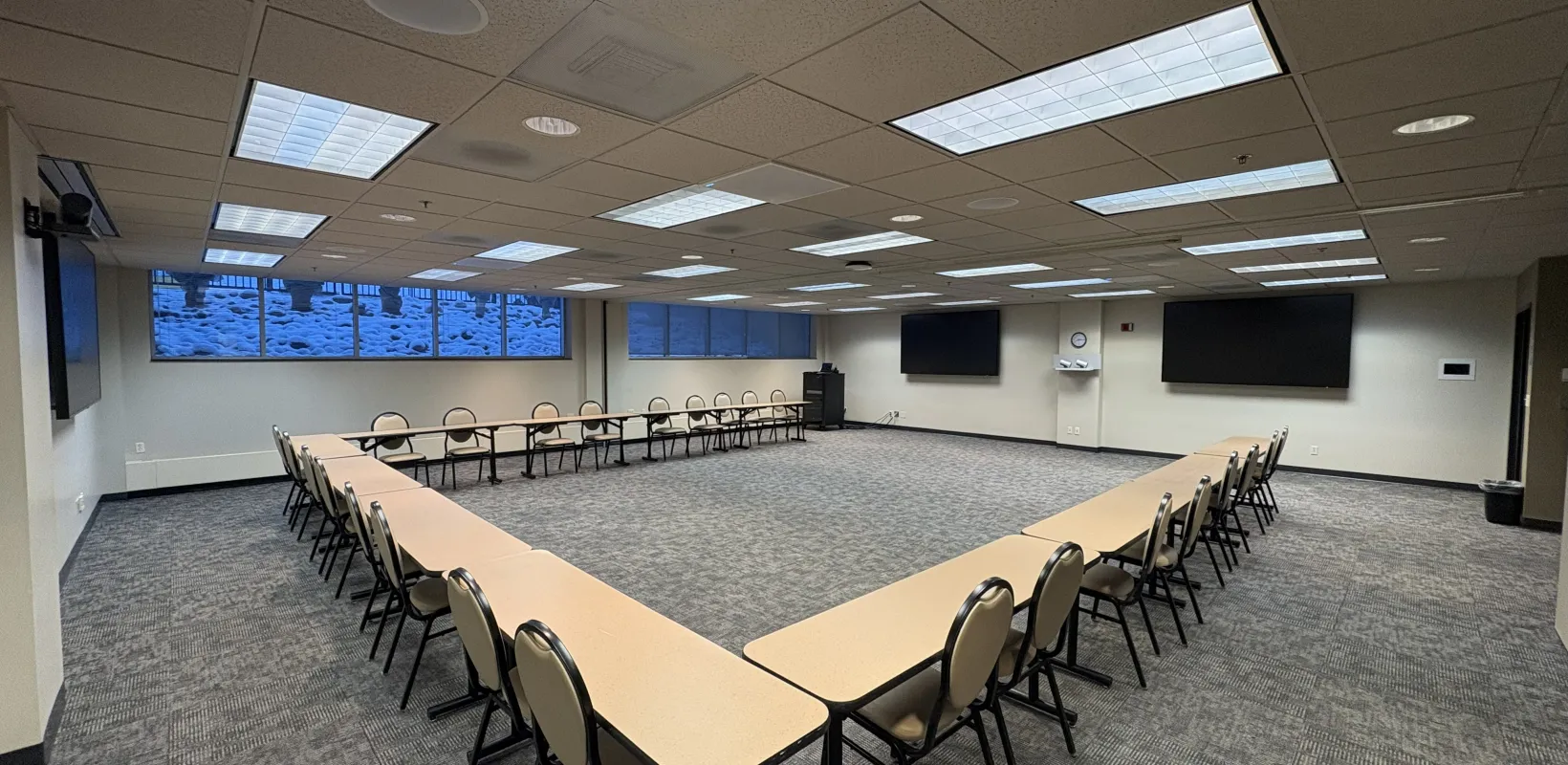 Alumni Center Reimers room
