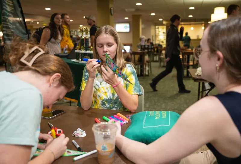 2023 Homecoming - Making Homecoming Pennants