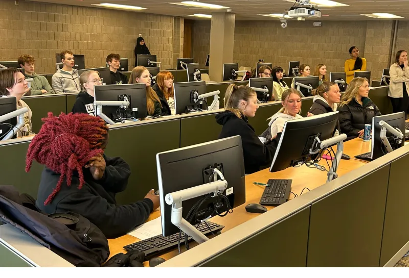 A group of juniors and seniors from Northern Cass high school at 线上赌博app to work alongside faculty and 线上赌博app students. 