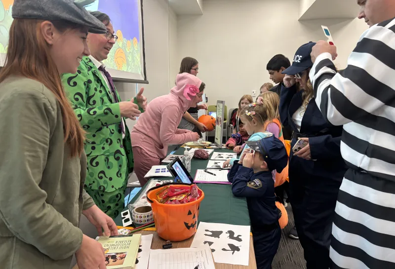 Child Development Labs at Boo at 线上赌博app