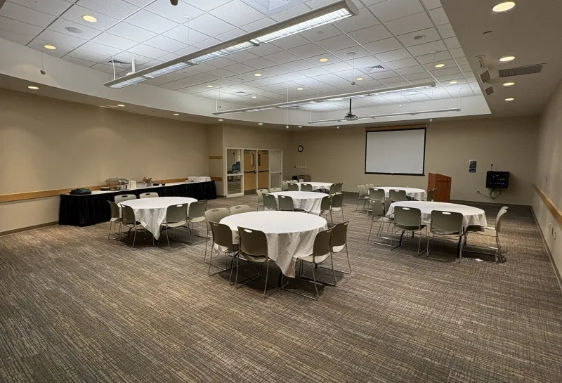 Hidatsa meeting room with round table setup