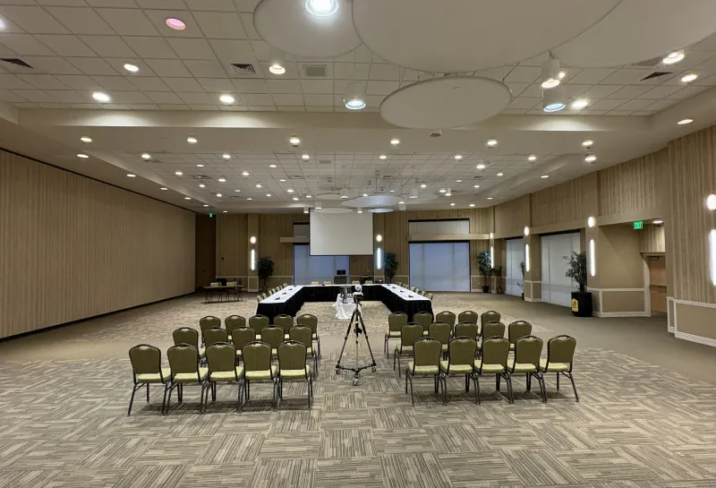 Memorial Union Ballroom B U-shaped table plus audience