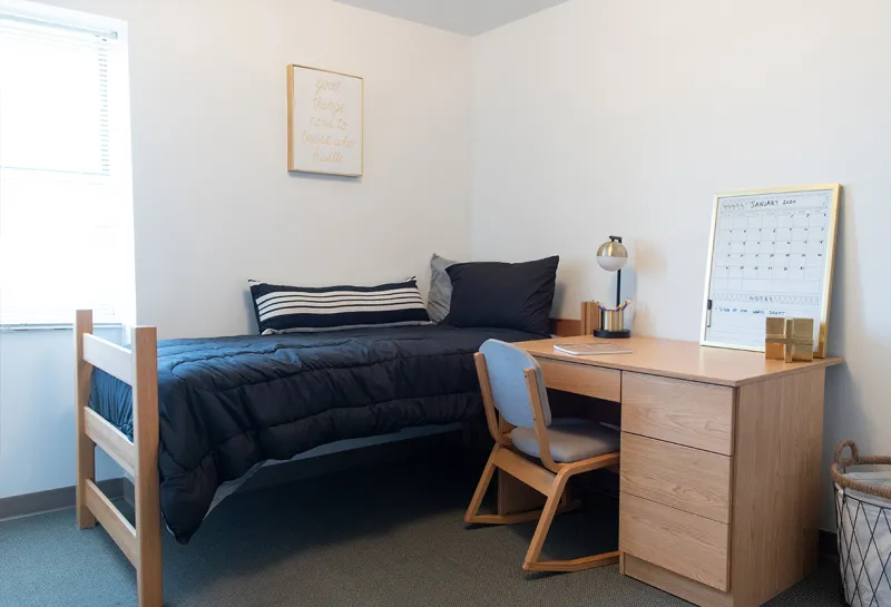 Niskanen South Bedroom 