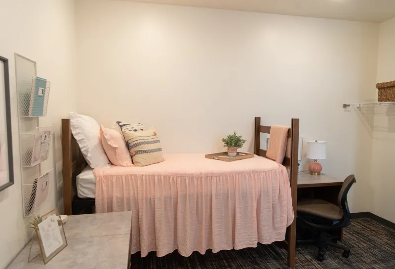 Cater showroom Bed view