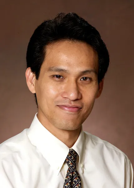 Chanchai Tangpong headshot